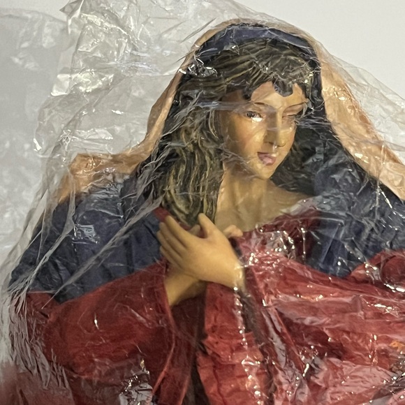 Vintage Traditions Paper Mache and Crepe Nativity Set - Picture 6 of 13